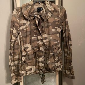 American Eagle Outfitters Cameo Jacket